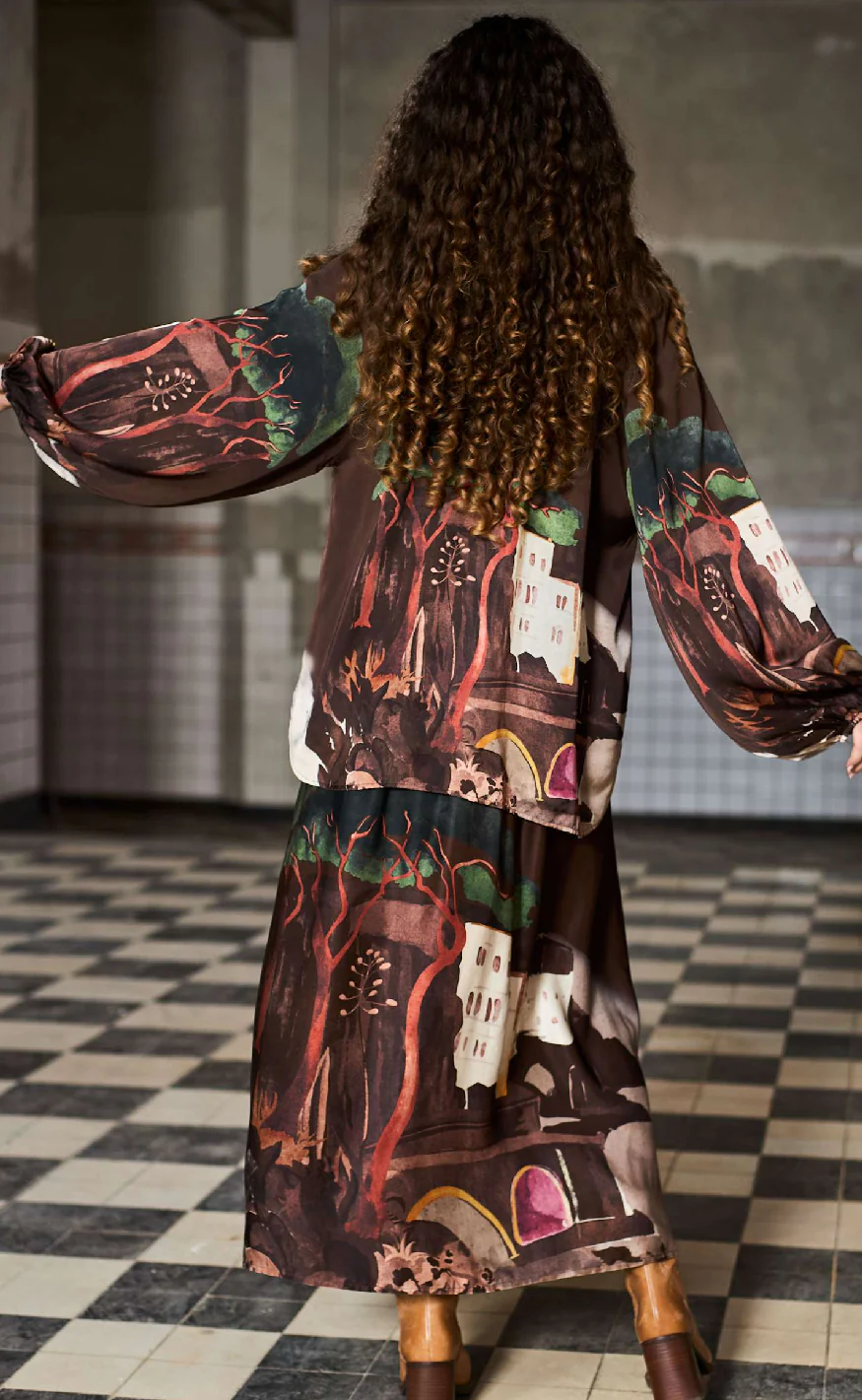 Black Colour Bluse - Toscana - Coffee - Image 4