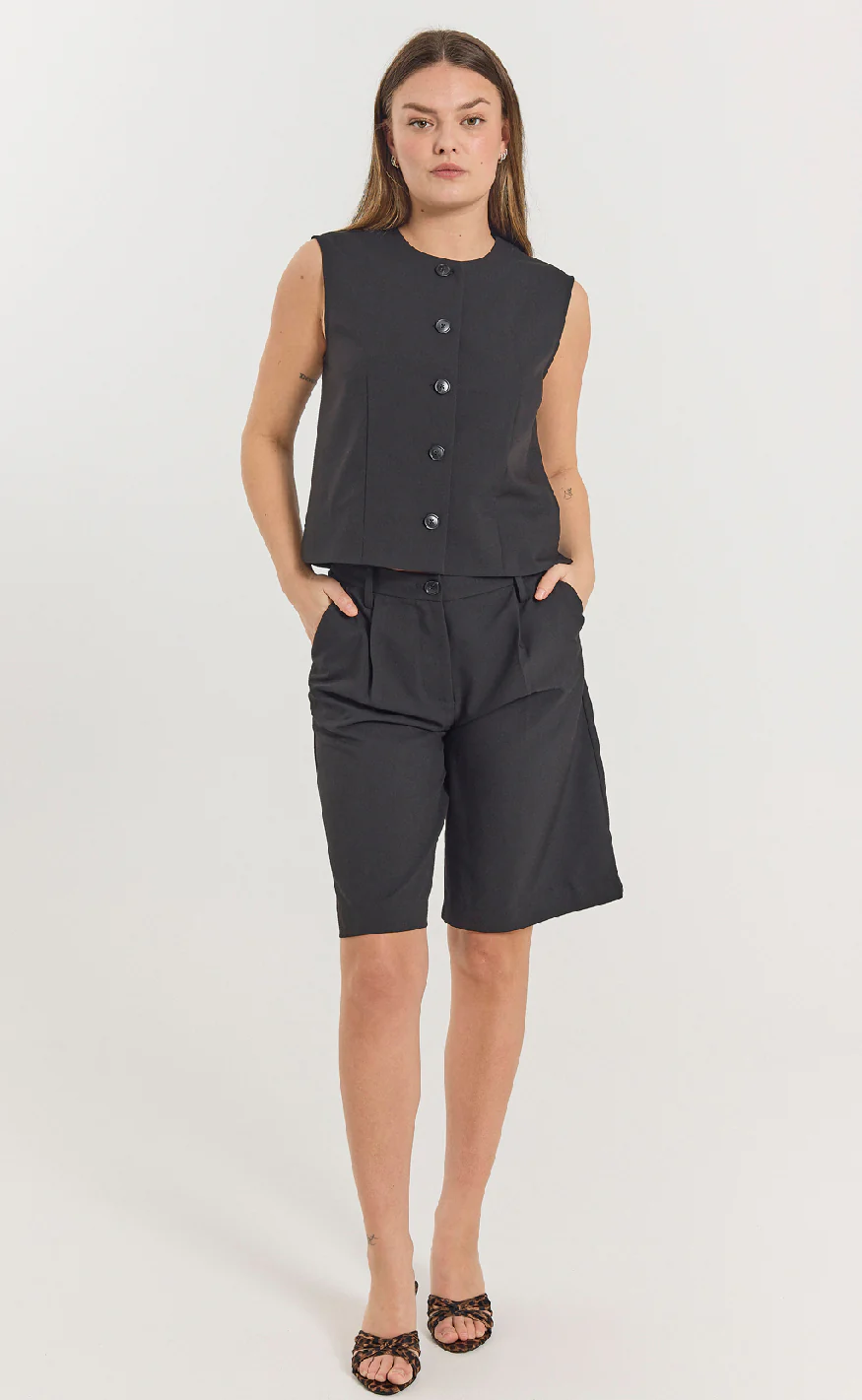 Freequent Vest - Maeve - Black - Image 4