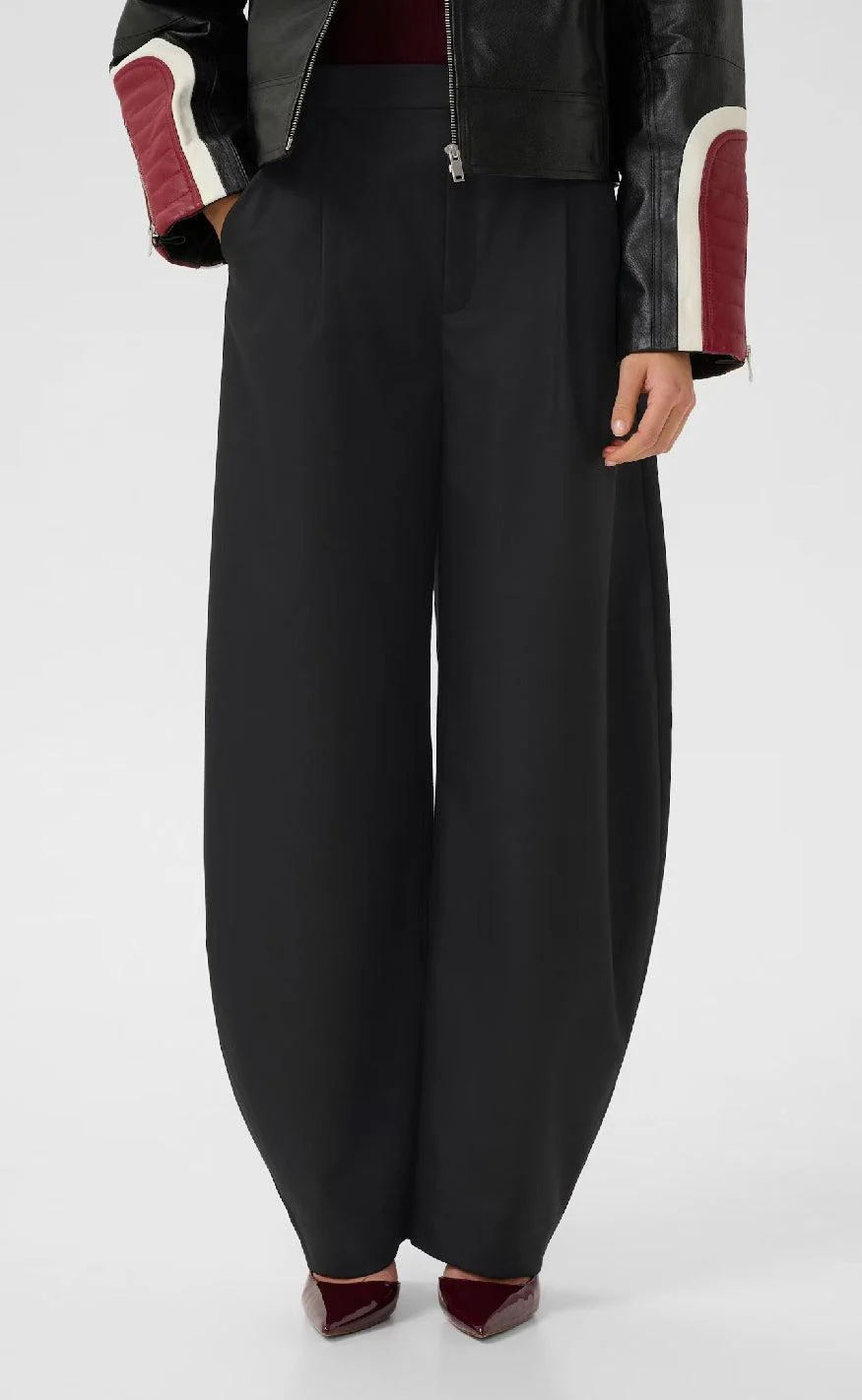 Gestuz Bukser - Callia Barrel - Black - Image 9