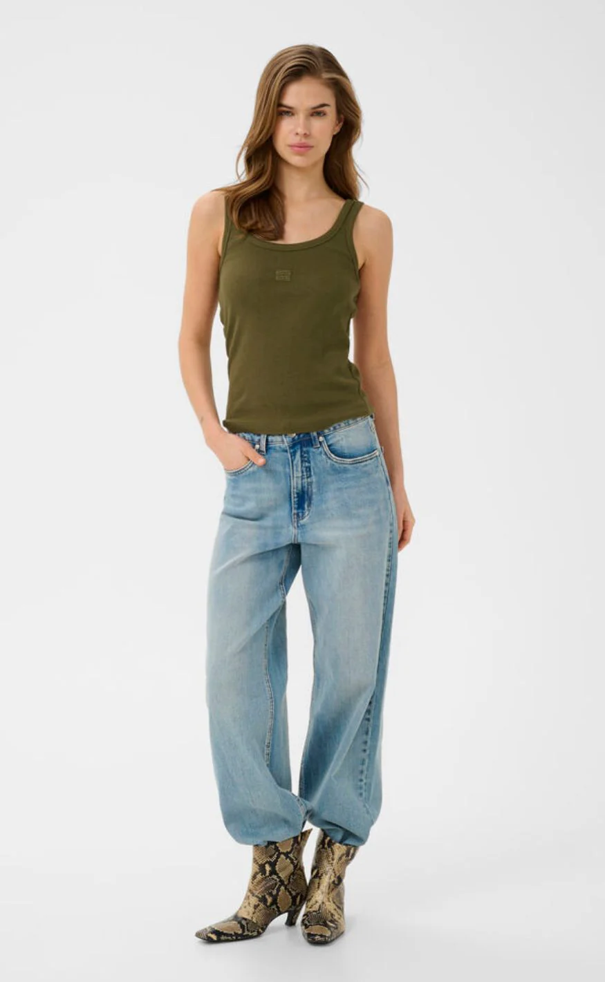 Gestuz Top - Drew Logo 2.0 - Military Olive - Image 2