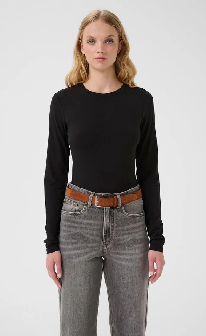 Gestuz T-Shirt - Mida LS - Black - Image 2