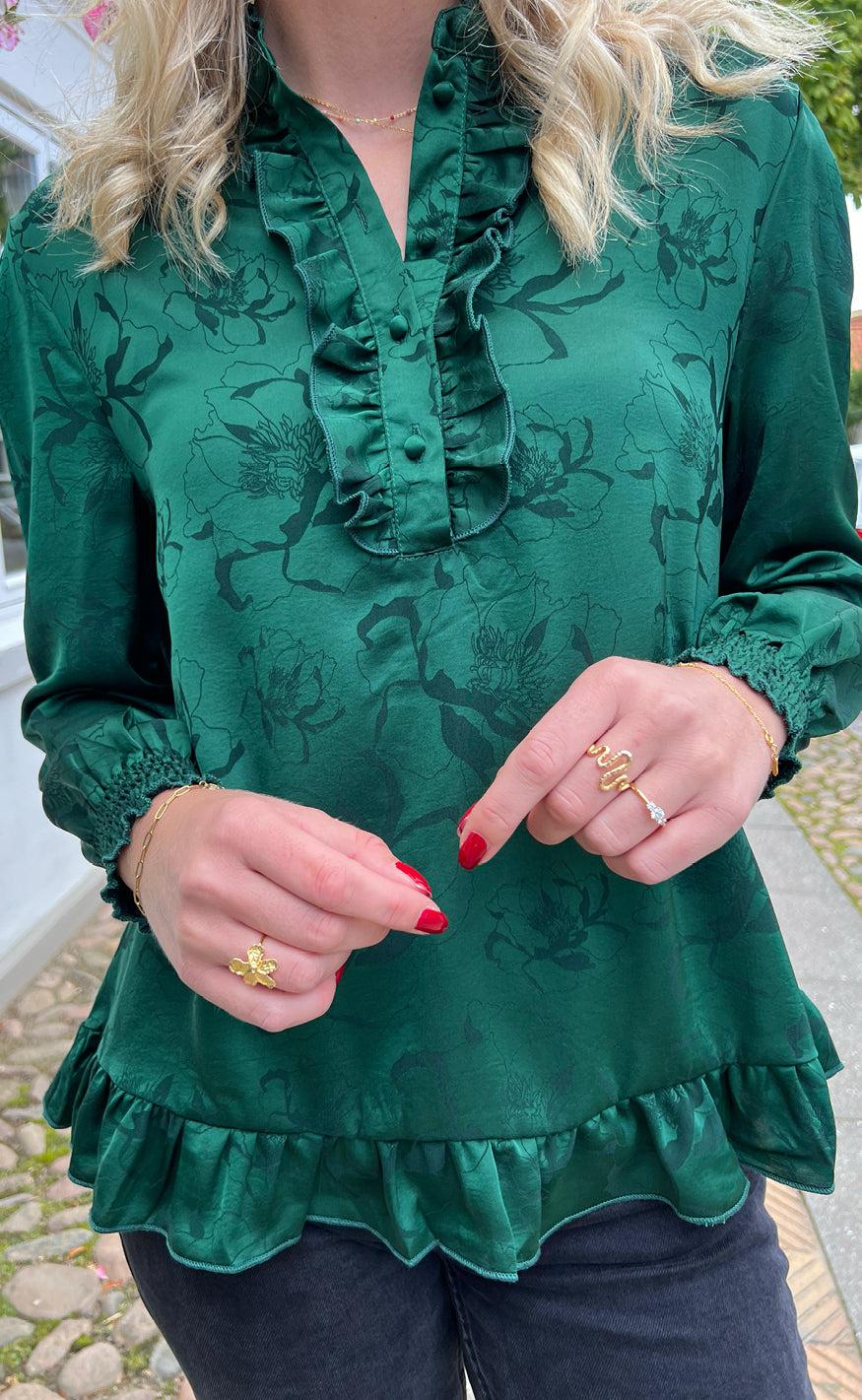Say INA Copenhagen Bluse - Pia - Green Flower - Image 4