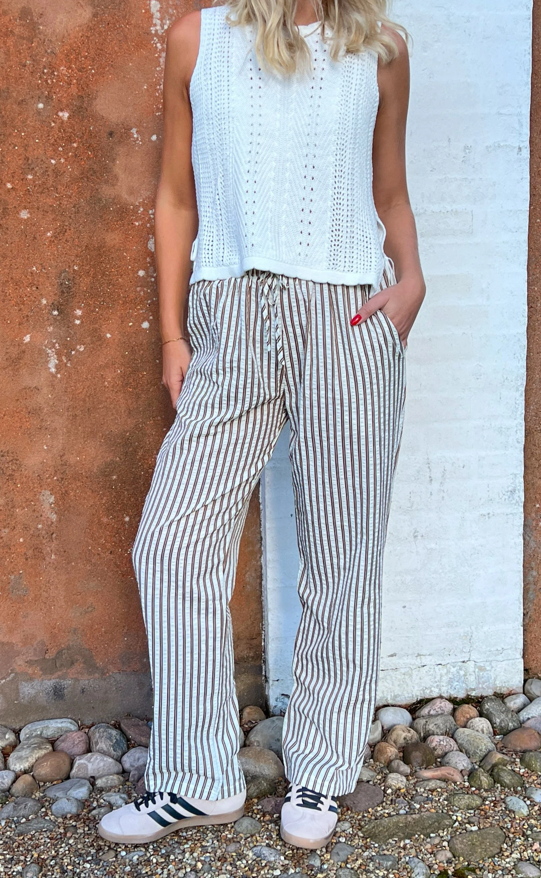 Say INA Copenhagen Bukser - Liv - White / Brown Striped - Image 3