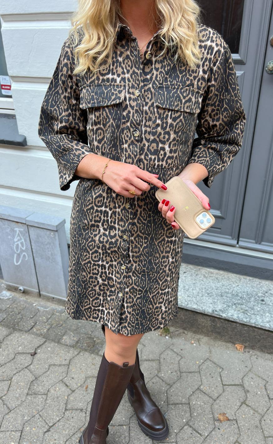Say INA Copenhagen Kjole - Calla - Leopard - Image 3