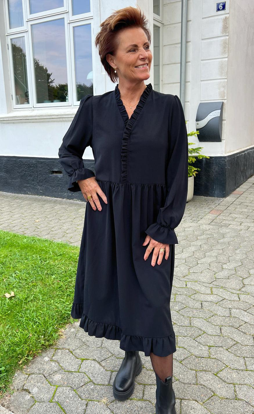 Say INA Copenhagen Kjole - Catja - Black - Image 9