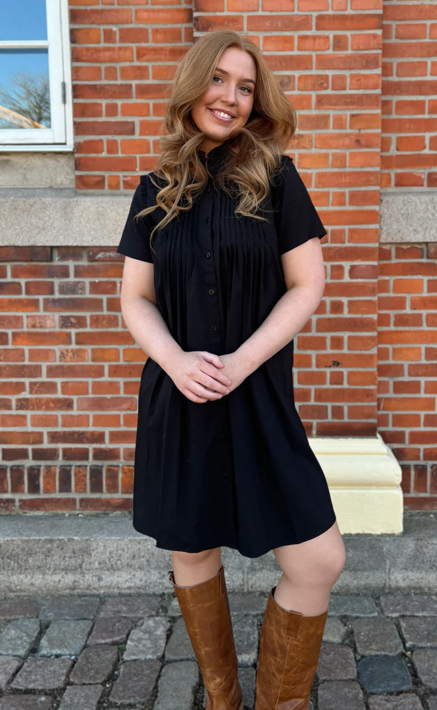 Say INA Copenhagen Kjole - Loui Summer - Black - Image 2