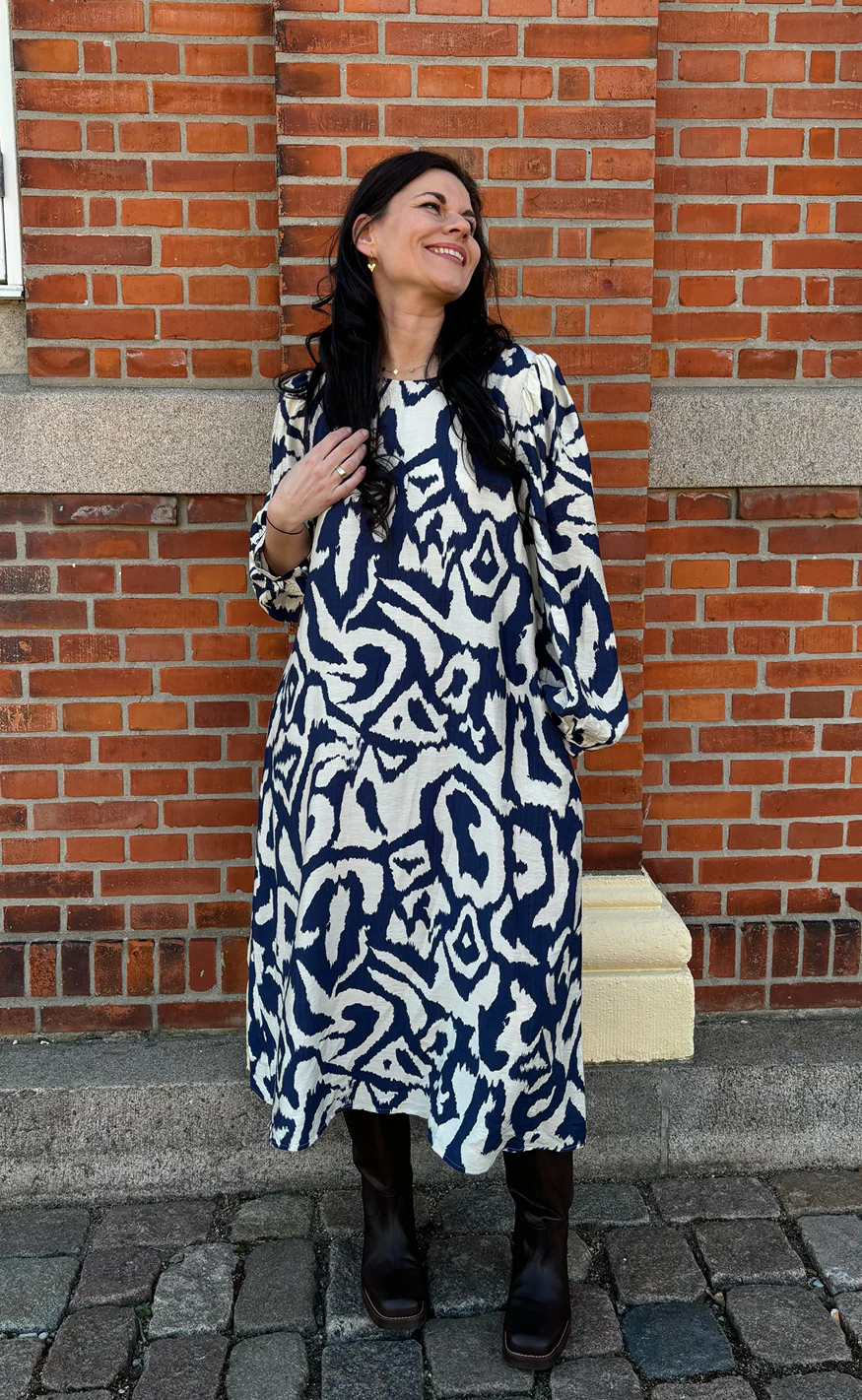 Say INA Copenhagen Kjole - Nia - Blue Art - Image 8