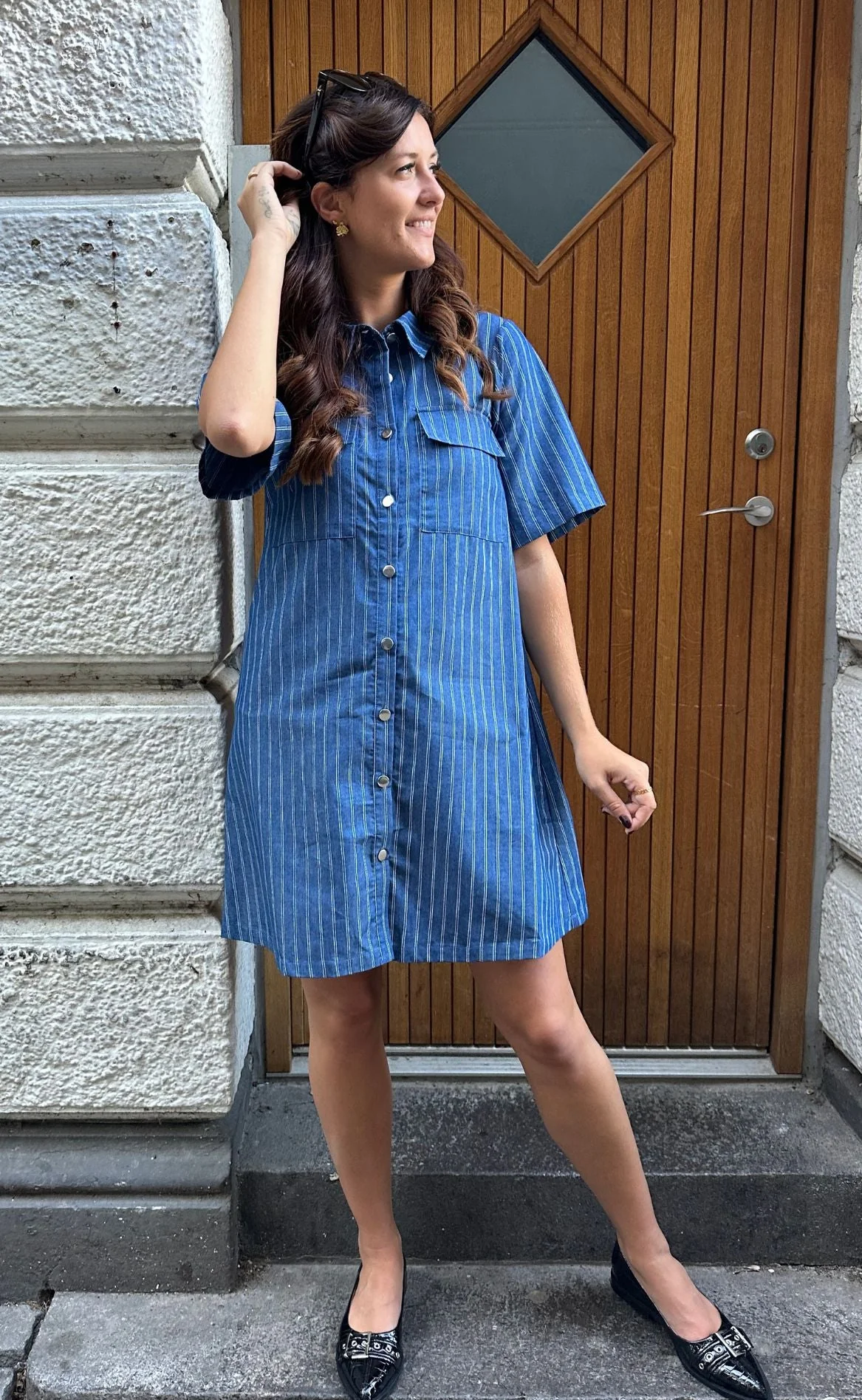 Say INA Copenhagen Kjole - Sif - Denim Blue Pinstripe - Image 6