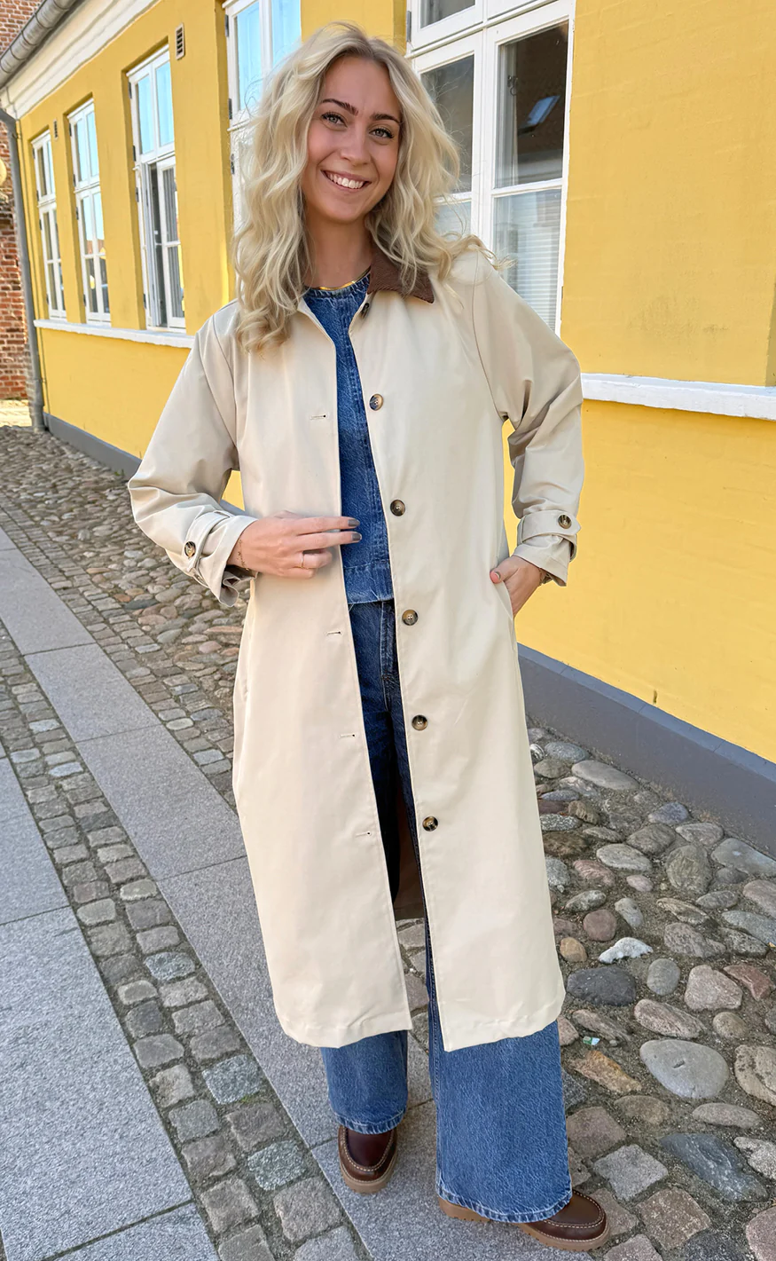 Say INA Copenhagen Trenchcoat - Louisa Long - Beige W. Corduroy - Image 3
