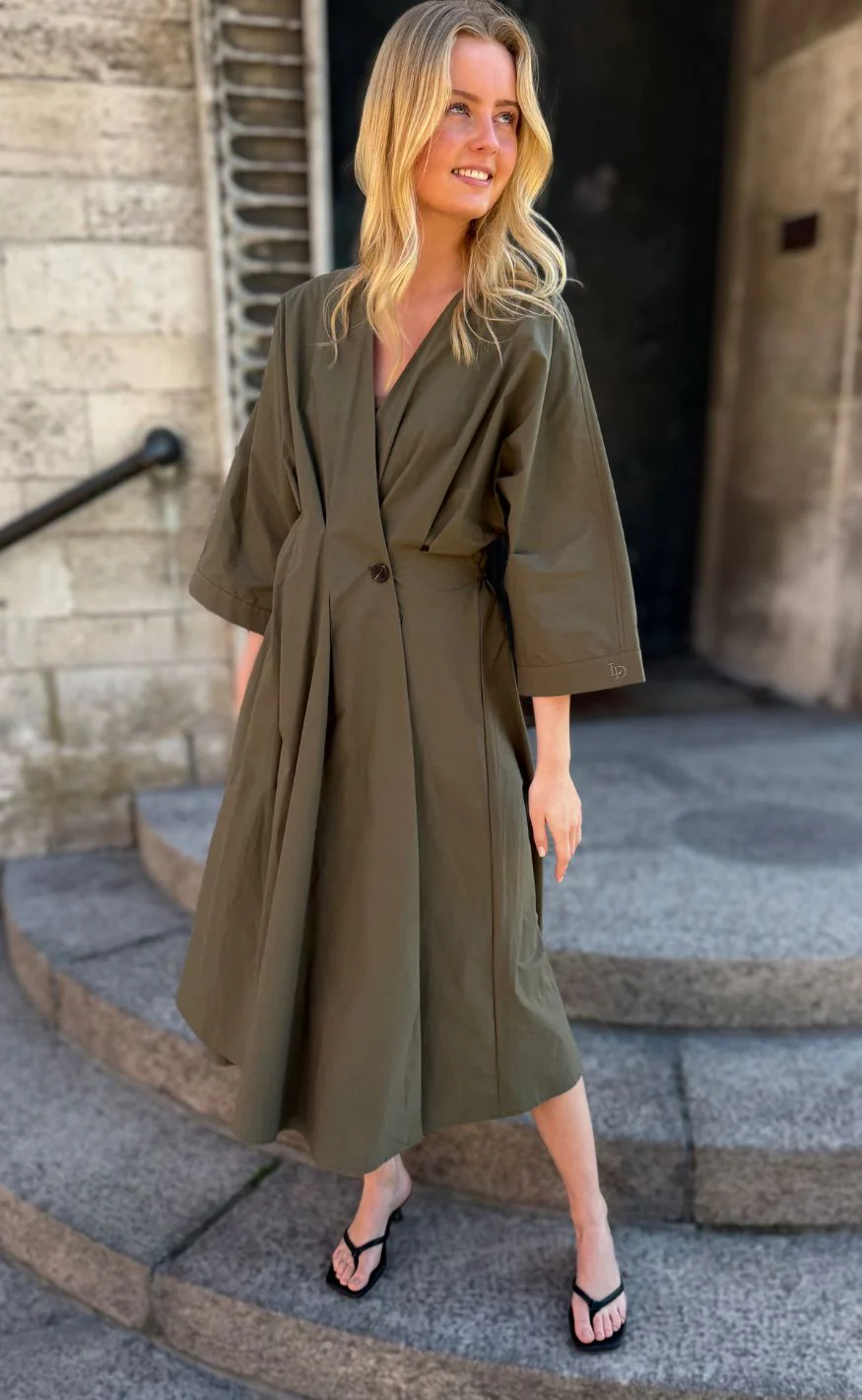 Love & Divine Kjole - Love1602 - Khaki