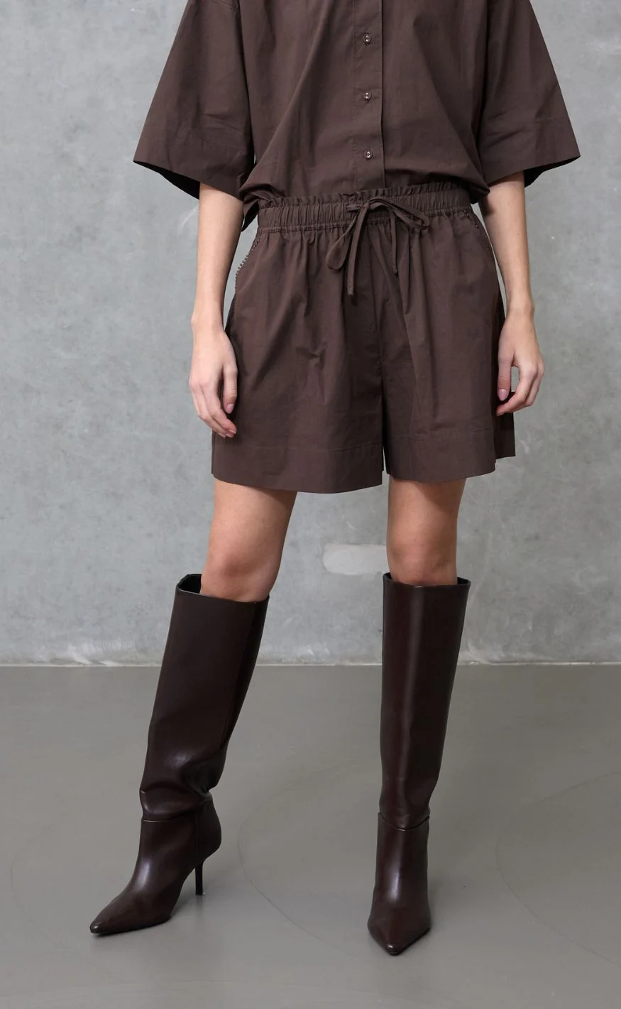 Love & Divine Shorts - Love970-12 - D. Chocolate - Image 5