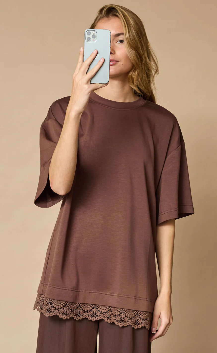 Love & Divine T-Shirt - Love1462 - Brown Lace - Image 2