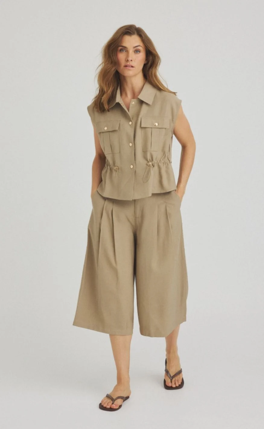 Luxzuz Shorts - Valgerd - Taupe 7012 - Image 2