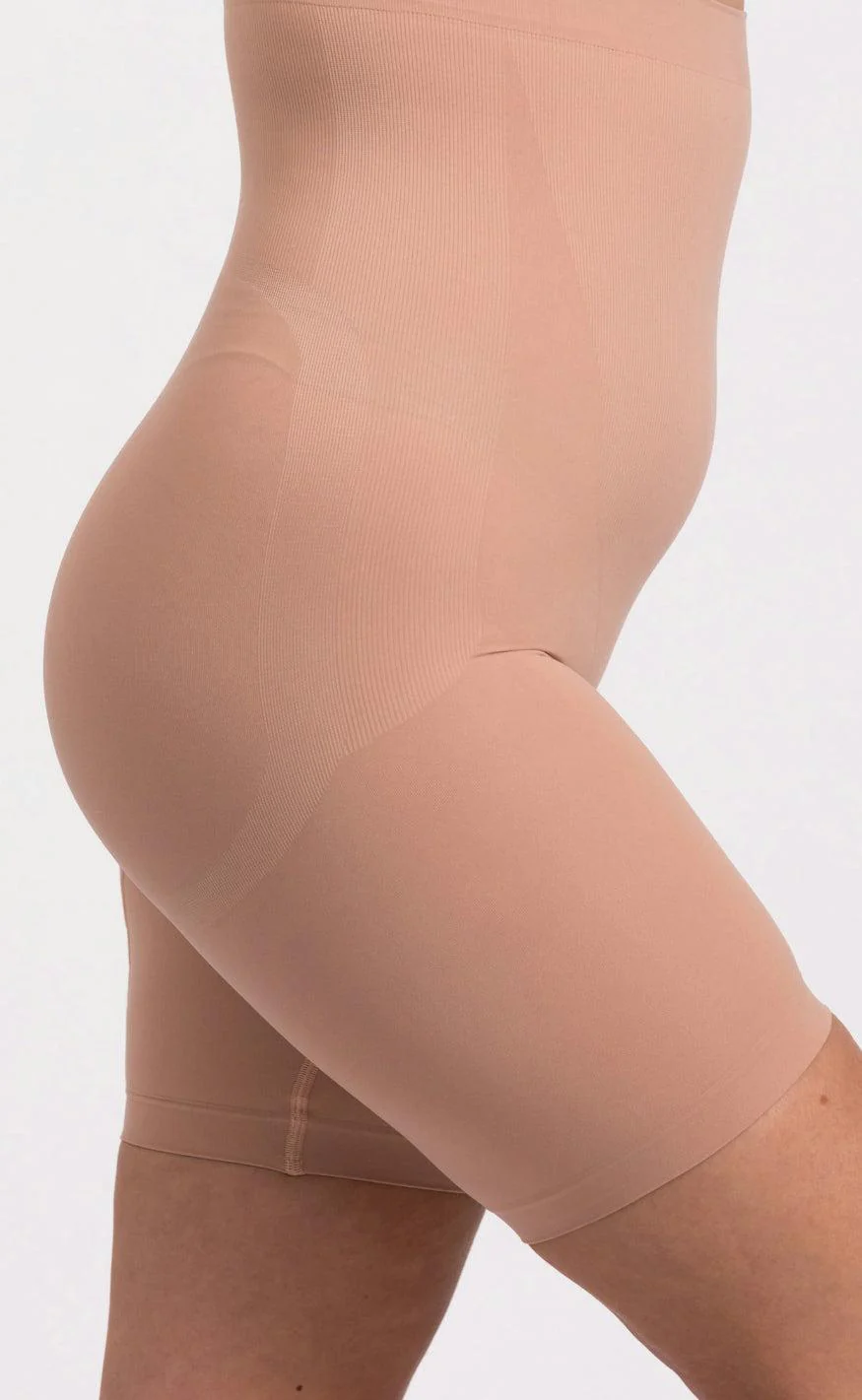 Lykkeland Ateliér Shorts - Shaping Alturra - Tan - Image 9