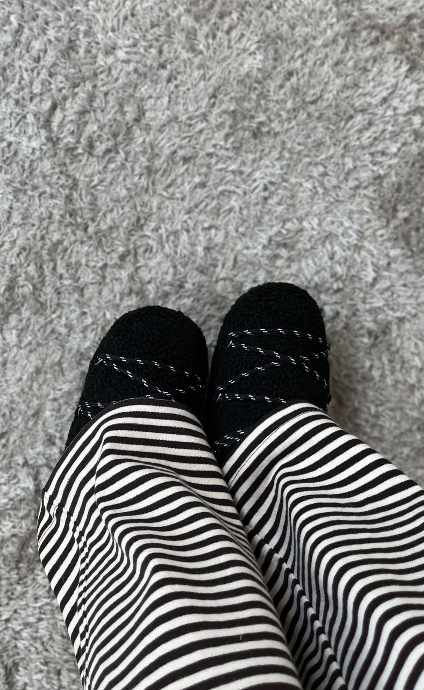 Moon Boots Slippers - Teddy - Black - Image 2