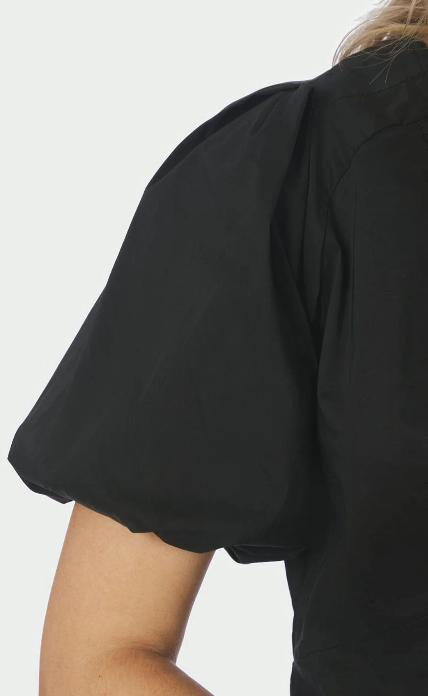 Neo Noir Bluse - Irina Poplin - Black - Image 4