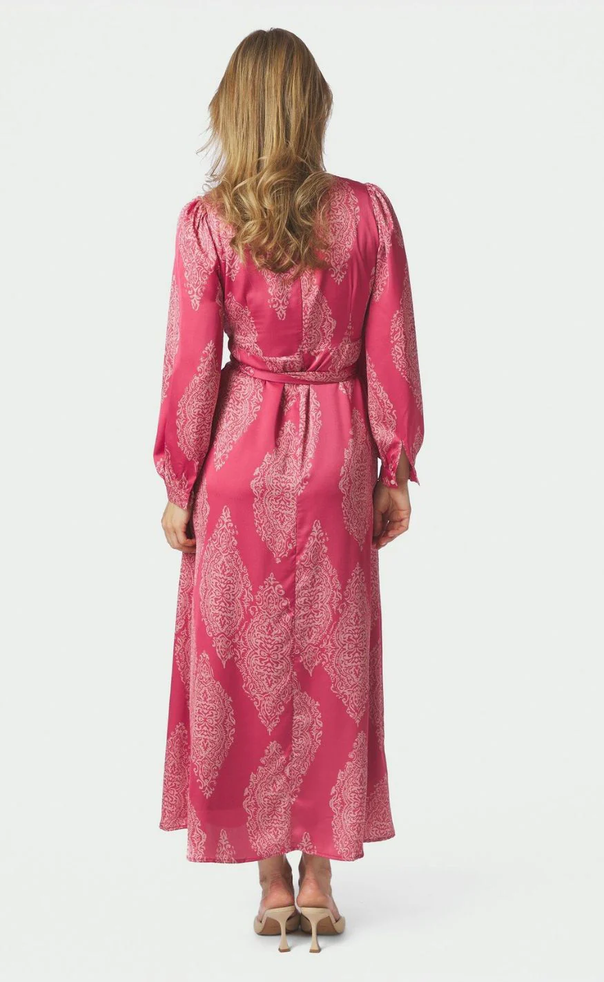 Neo Noir Kjole - Bretti Paisley Drop - Cherry Pink - Image 3