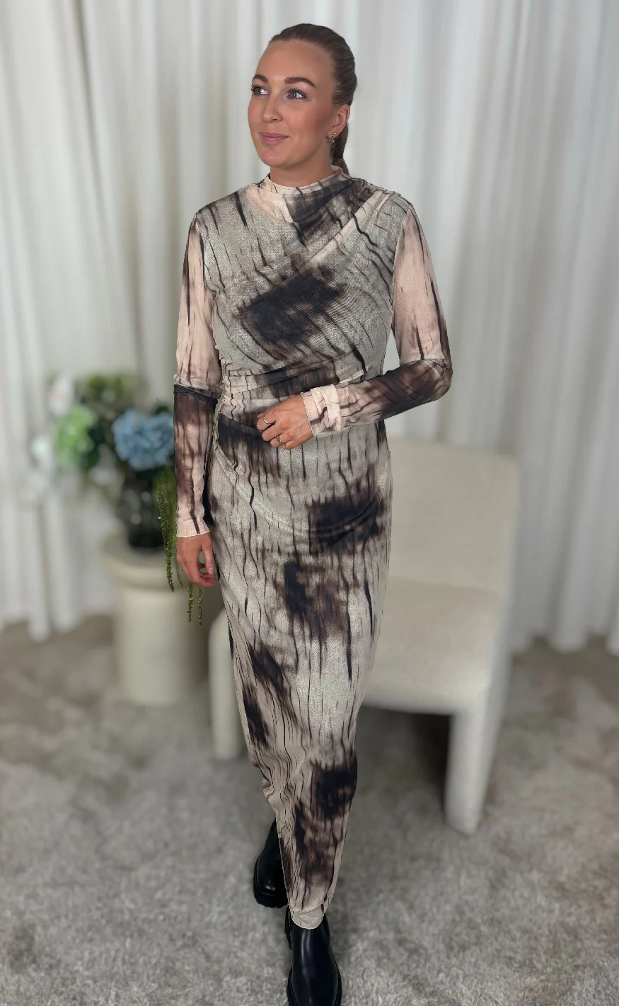 Neo Noir Kjole - Onessa - Dusty Brown - Image 8