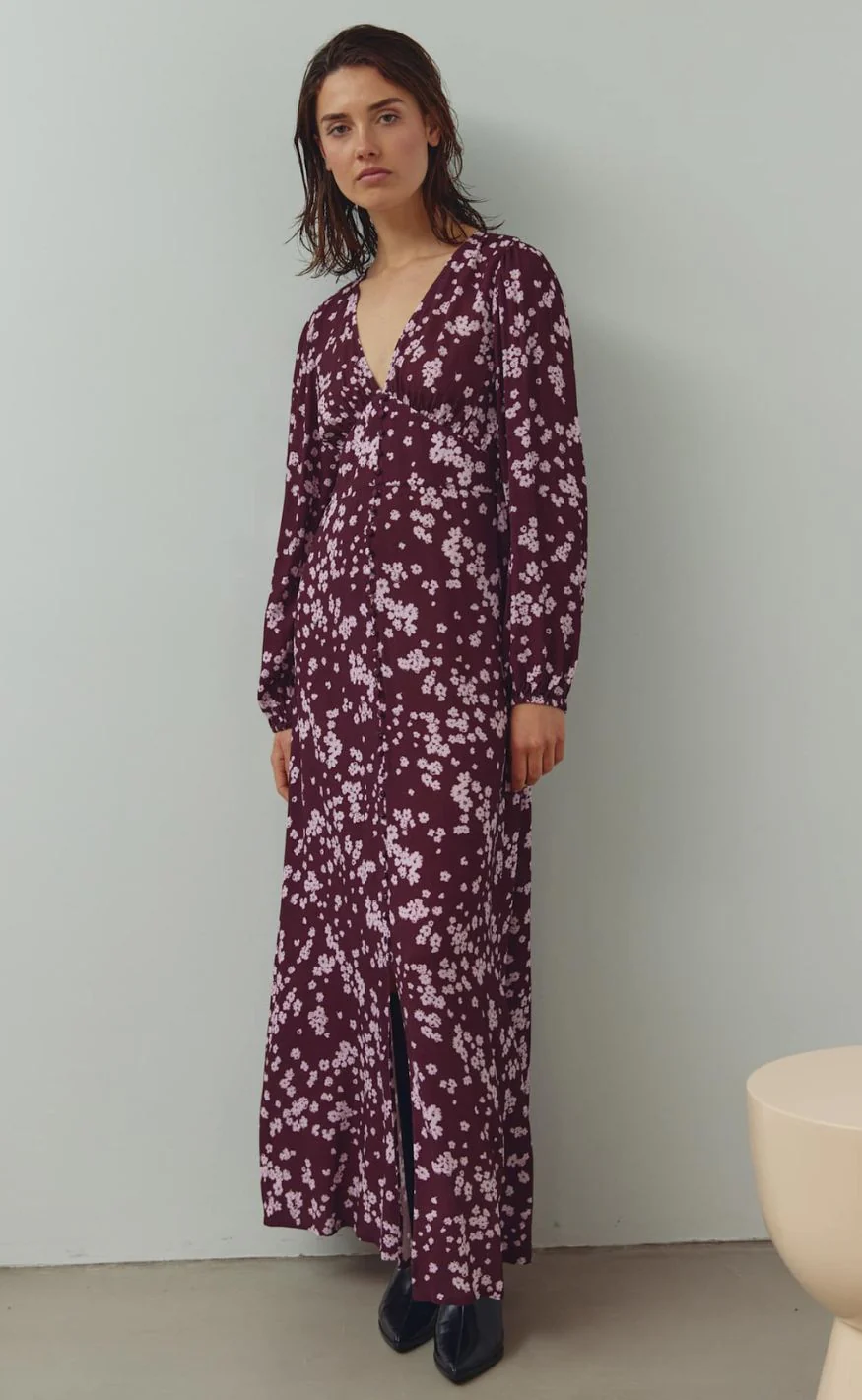 Noella Kjole - Lilith Maxi - Deja Burgundy Print - Image 2