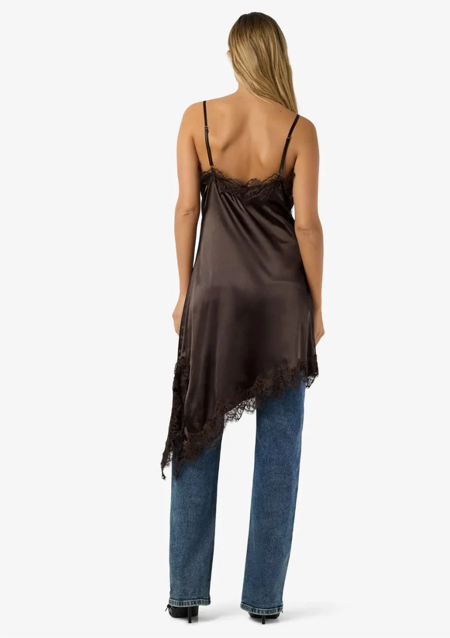 Noisy May Kjole - Sofie Satin - Chocolate Brown - Image 3