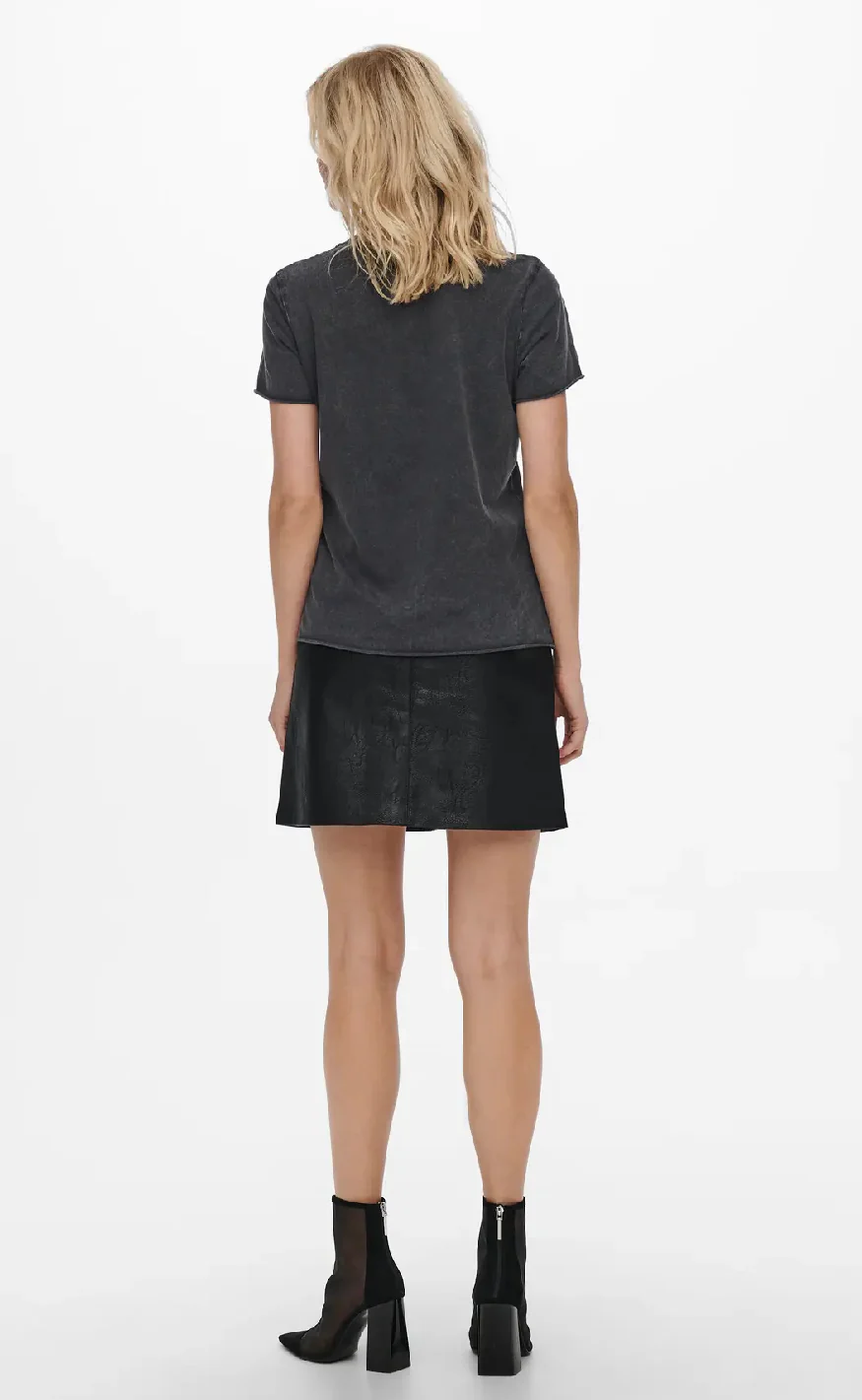 ONLY T-Shirt - Lucy Life - Black - Image 7