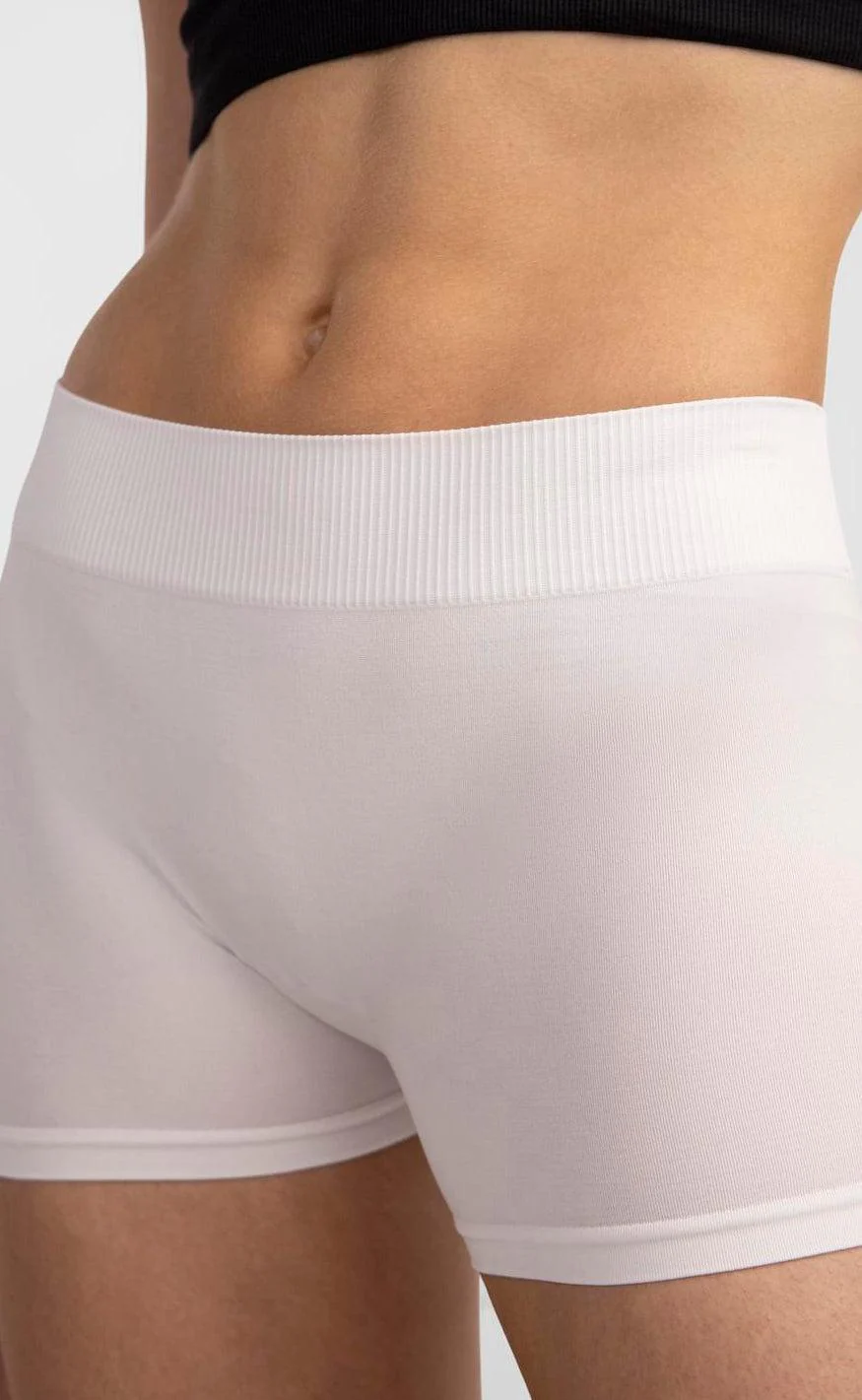 Pieces Shorts - London Mini - Bright White - Image 6