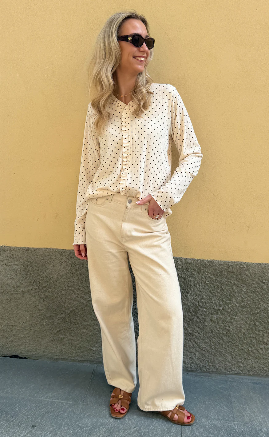 Say INA Copenhagen Bluse - Catja Stretch - Beige W. Brown Dots - Image 4