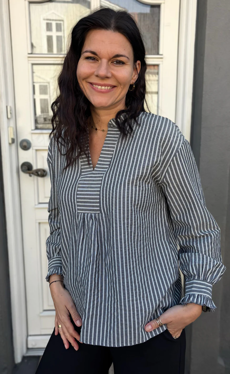 Say INA Copenhagen Bluse - Winnie LS - Grey Striped - Image 3