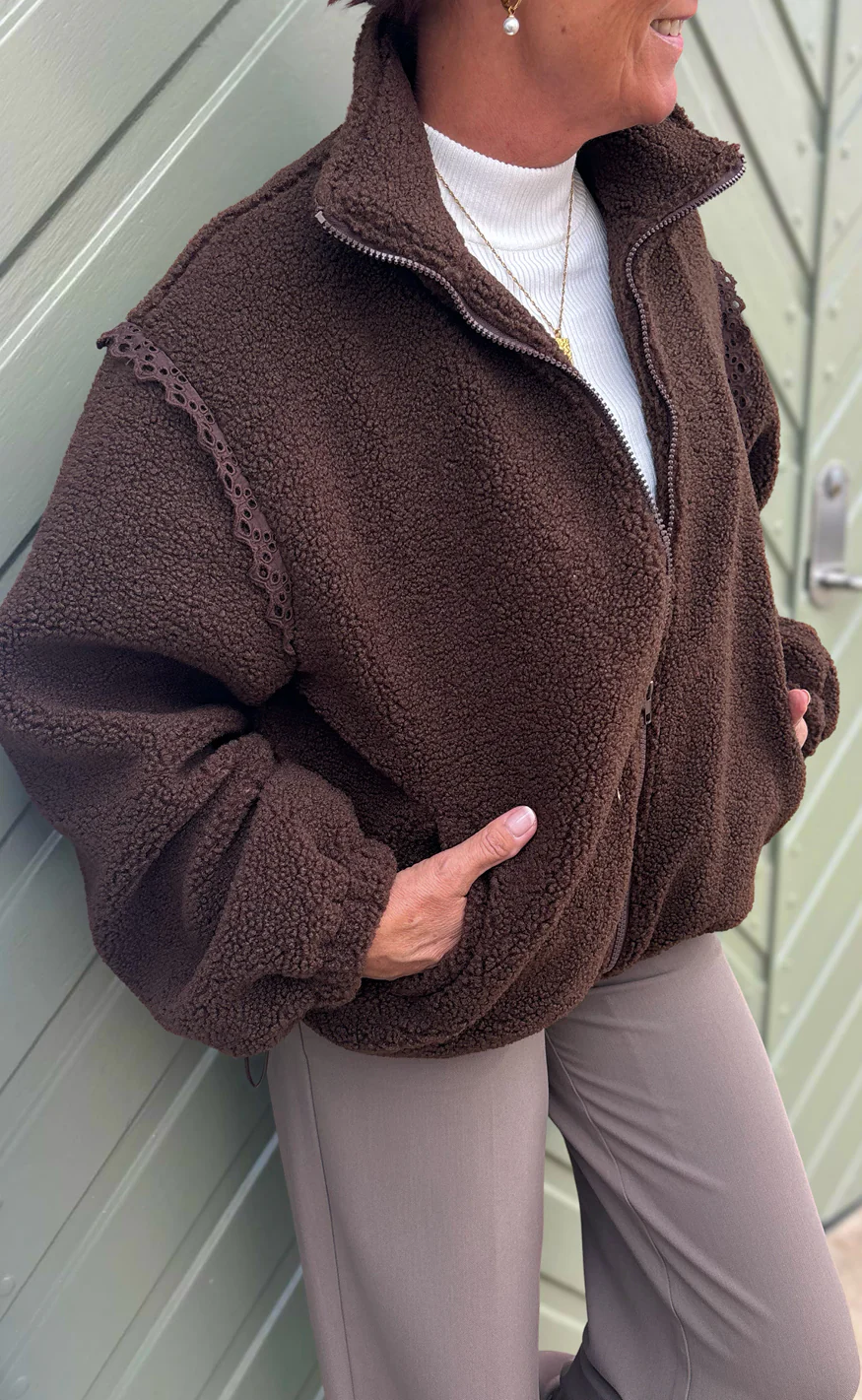 Say INA Copenhagen Fleece Jakke - Fia - Brown - Image 4