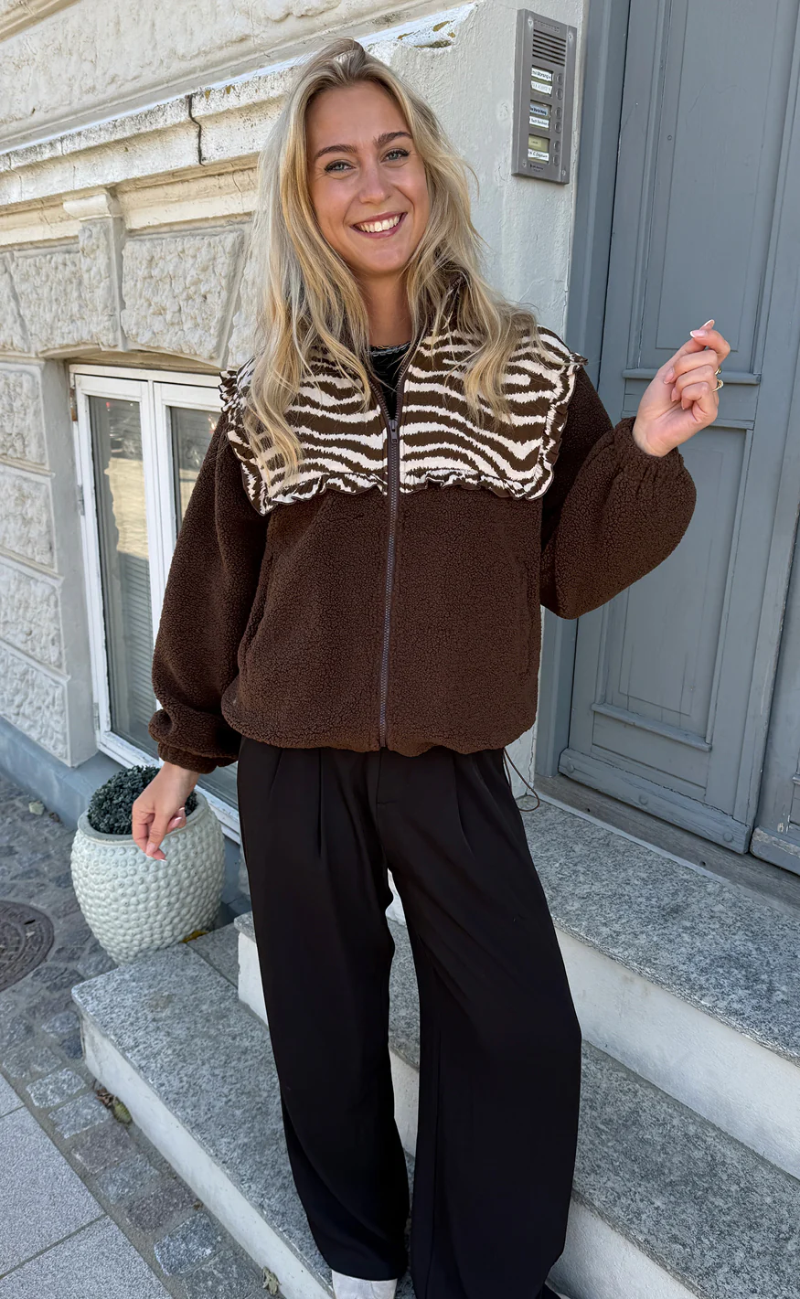 Say INA Copenhagen Fleece Jakke - Fia - Dark Brown W. Zebra - Image 6