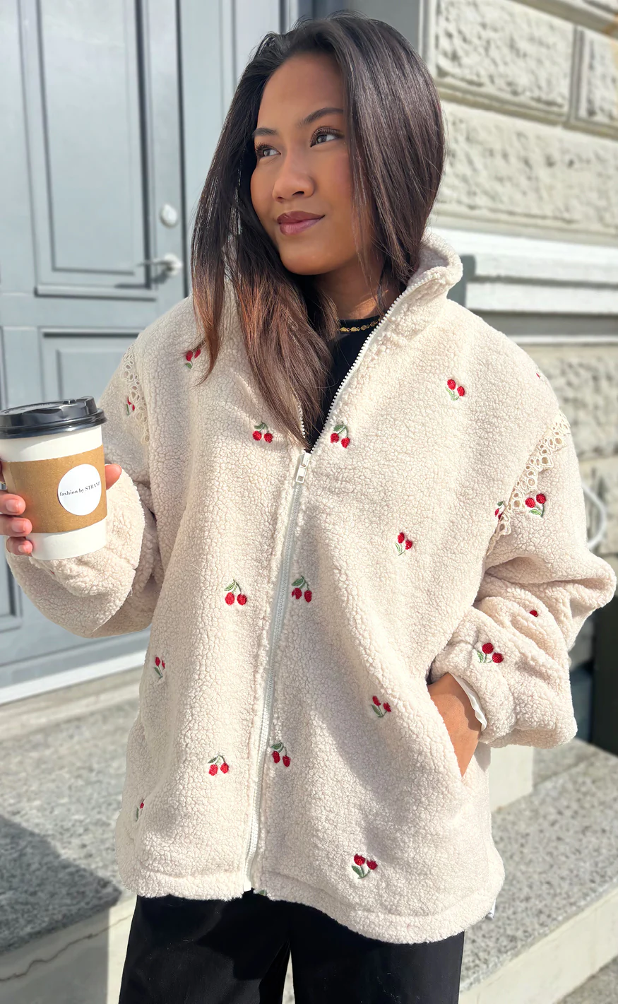 Say INA Copenhagen Fleece Jakke - Fia - Off White W. Cherries - Image 2