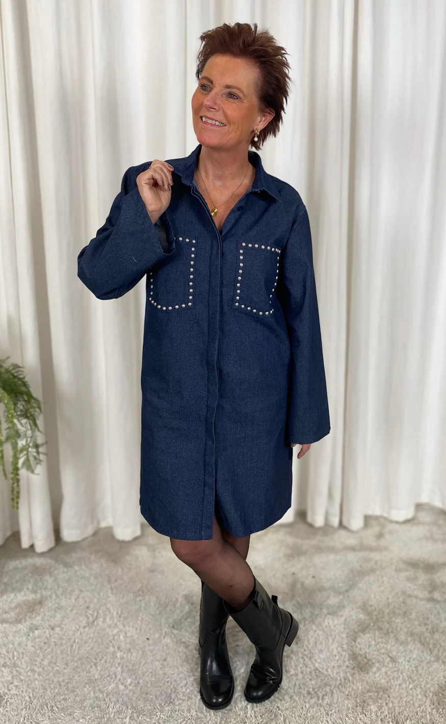 Say INA Copenhagen Kjole - Cilla Denim - Dark Blue Denim W. Studs - Image 2