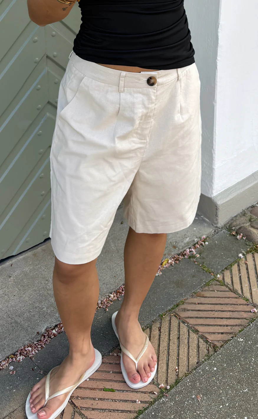 Say INA Copenhagen Shorts - Nivi - Sand - Image 3