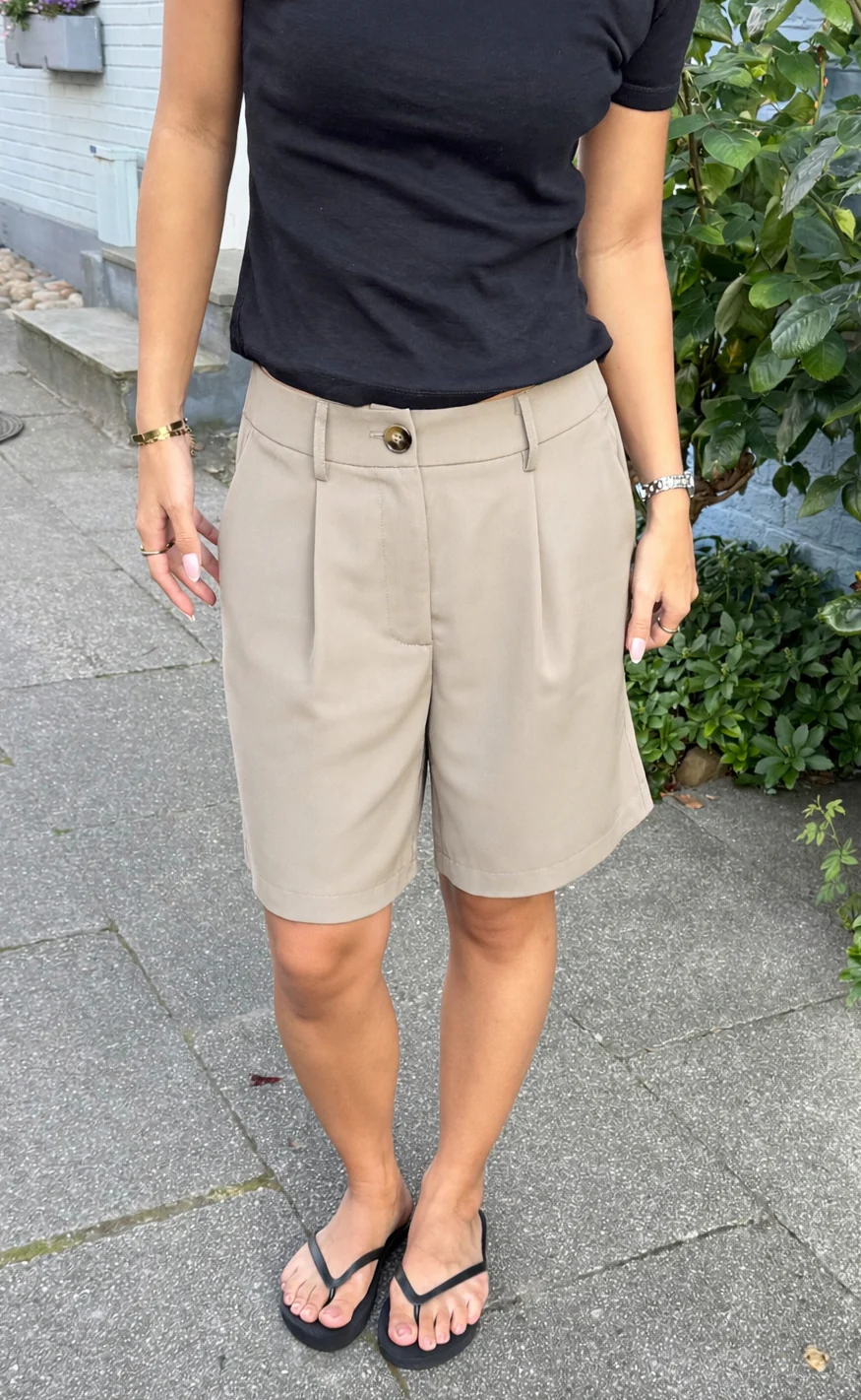 Say INA Copenhagen Shorts - Sanna - Latte - Image 2