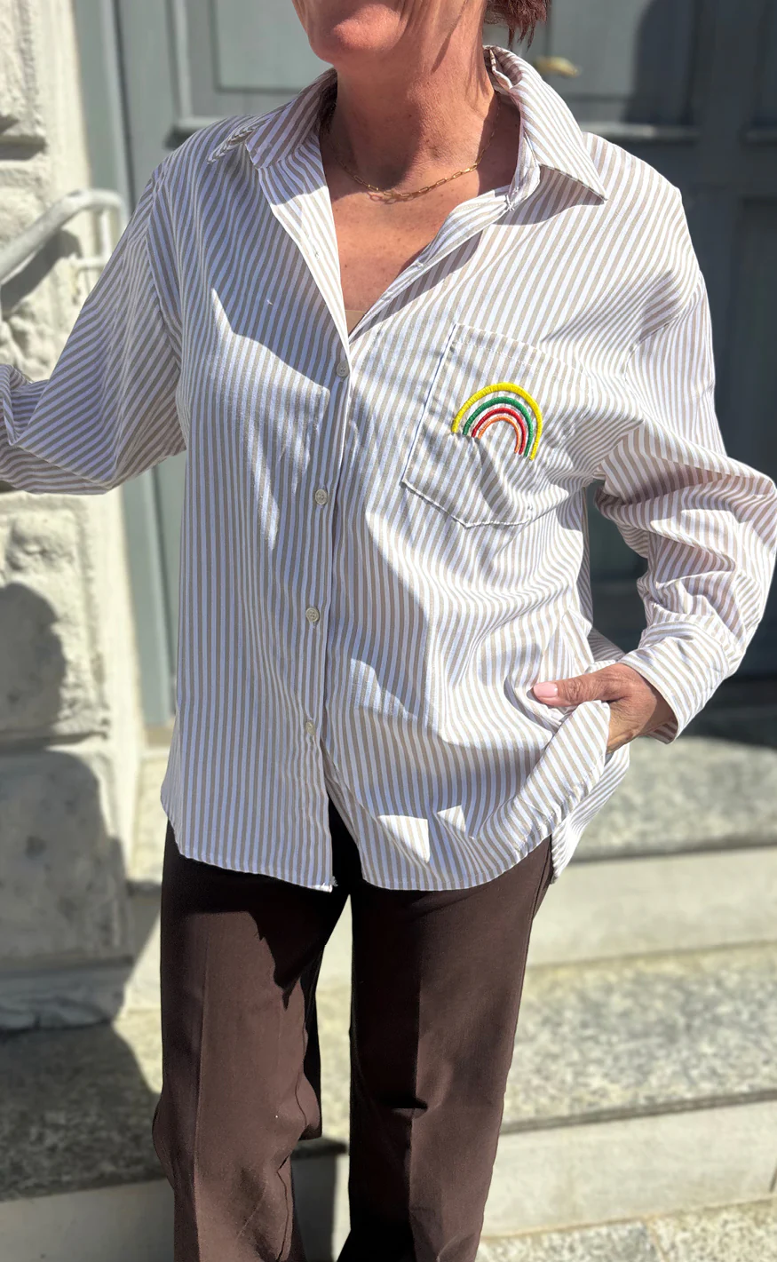Say INA Copenhagen Skjorte - Good Vibes - Beige Striped - Image 5