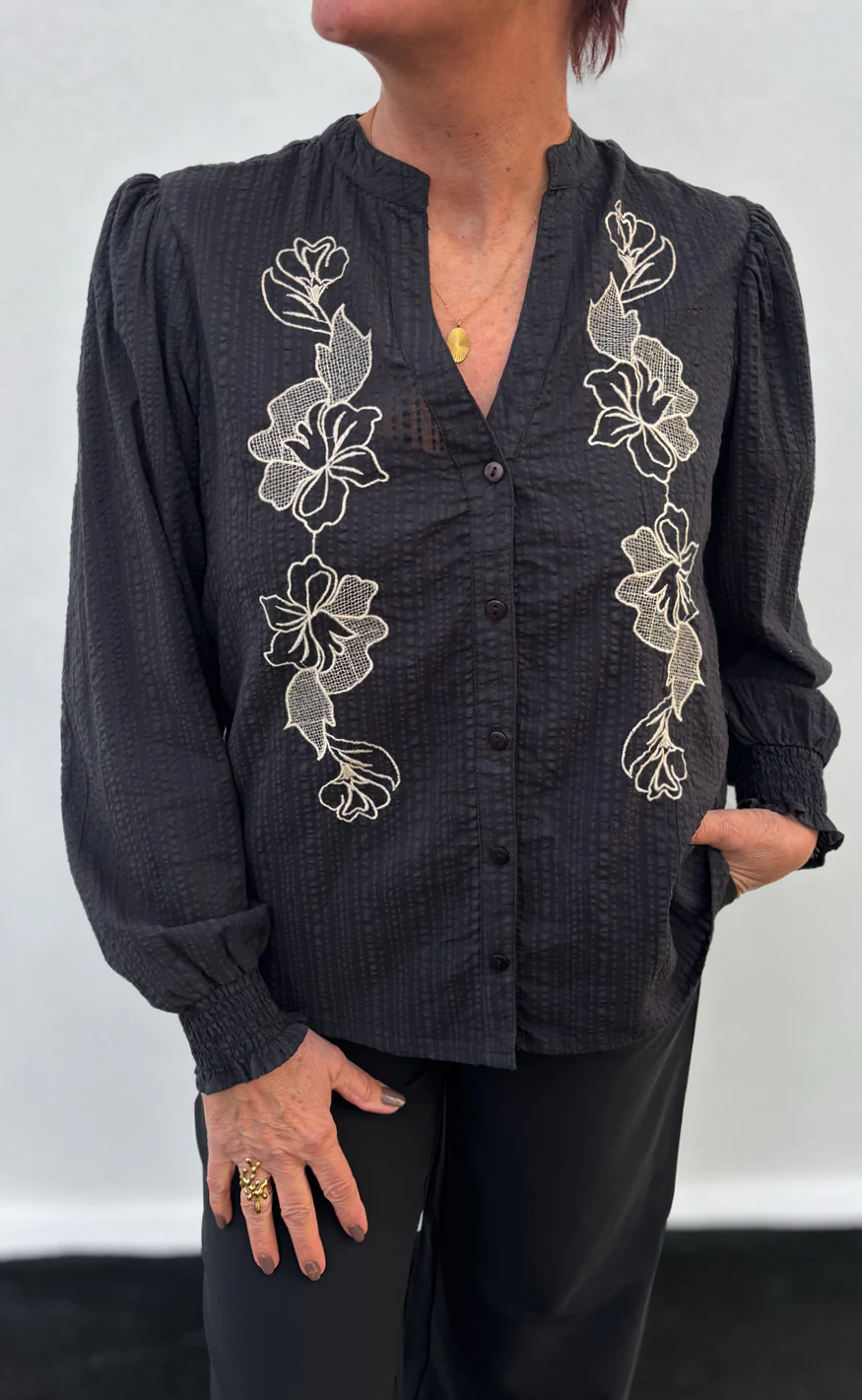 Say INA Copenhagen Skjorte - Pauline - Black W. Flower Embroidery - Image 6