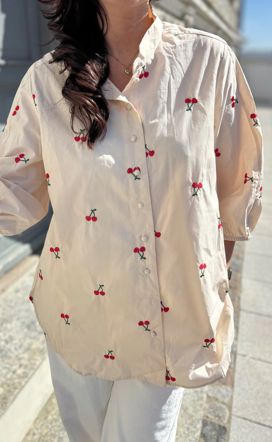 Say INA Copenhagen Skjorte - Selma - Off White W. Cherry - Image 4
