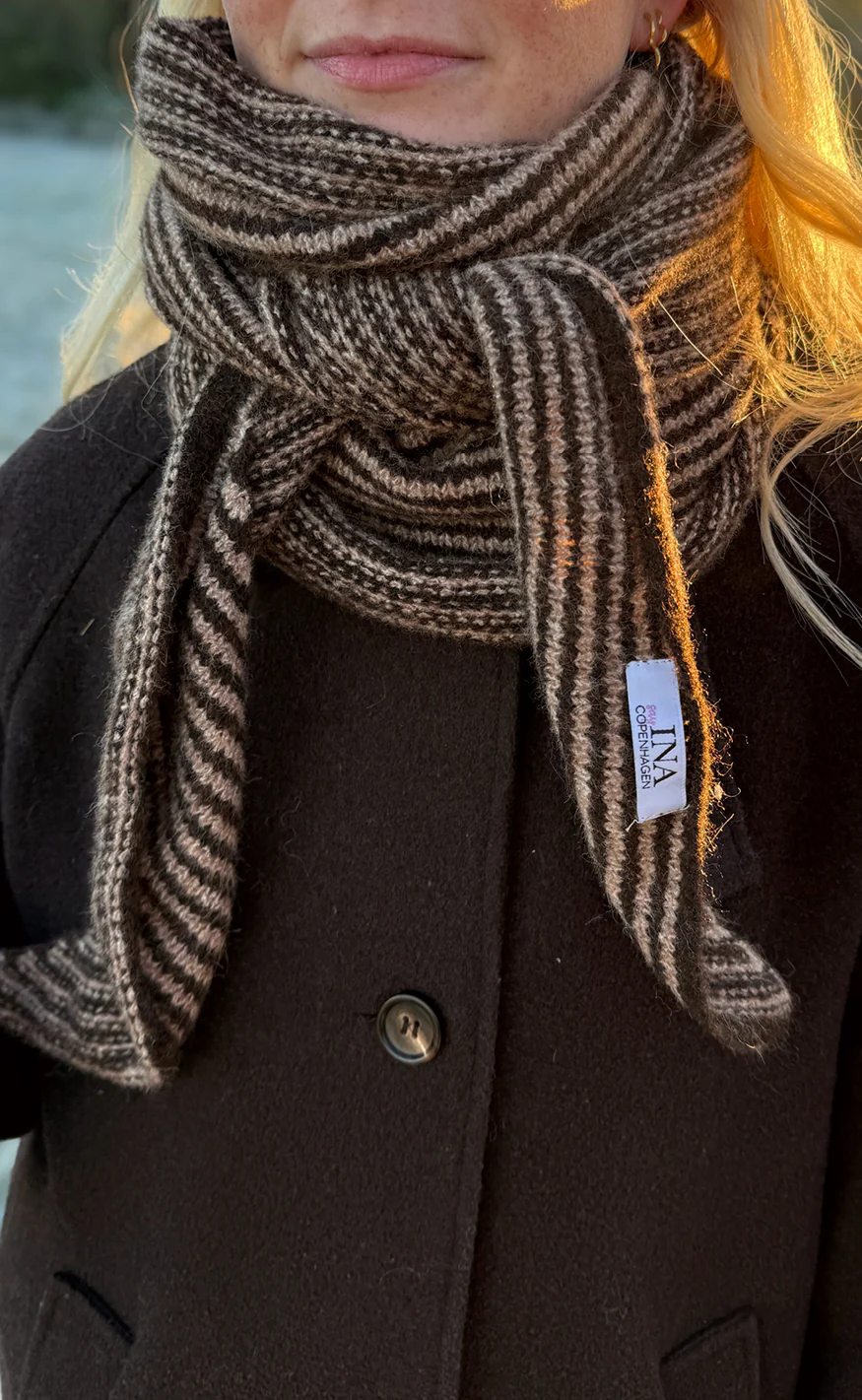 Say INA Copenhagen Tørklæde - Sophie - Brown Striped - Image 3