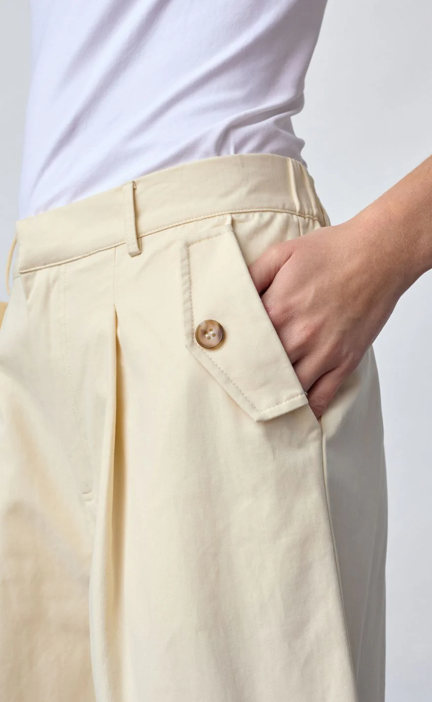 Sisters Point Shorts - EDITH-SHO - Porcelain - Image 5