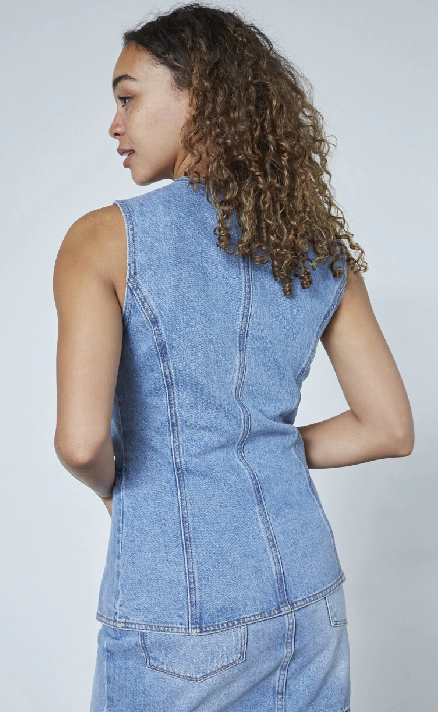 Sisters Point Vest - Fela-VE - L. Denim - Image 5
