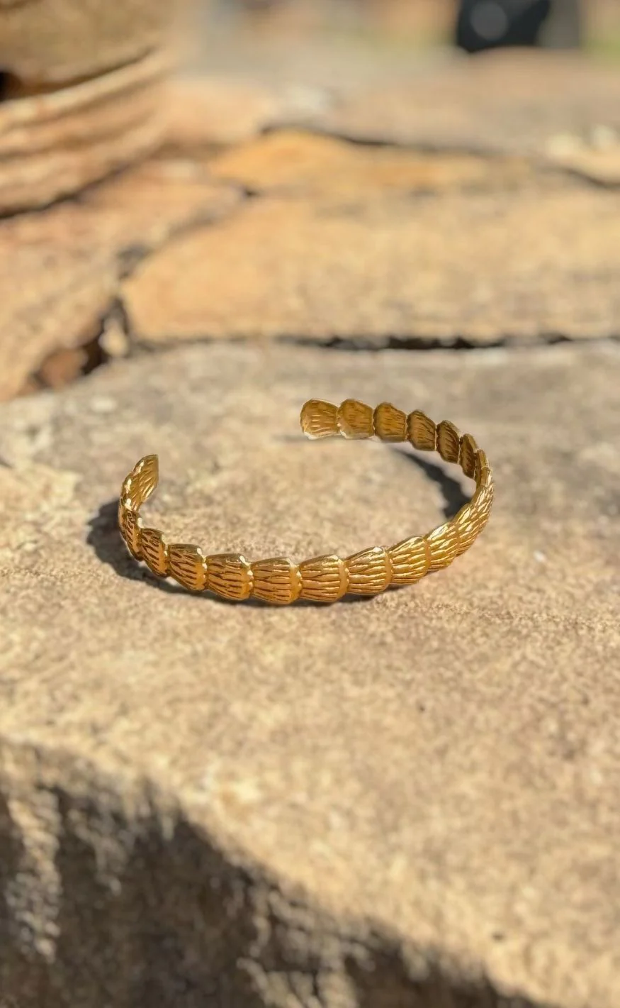 Smykkeli Copenhagen Armbånd - Shelly - Gold Colour - Image 8
