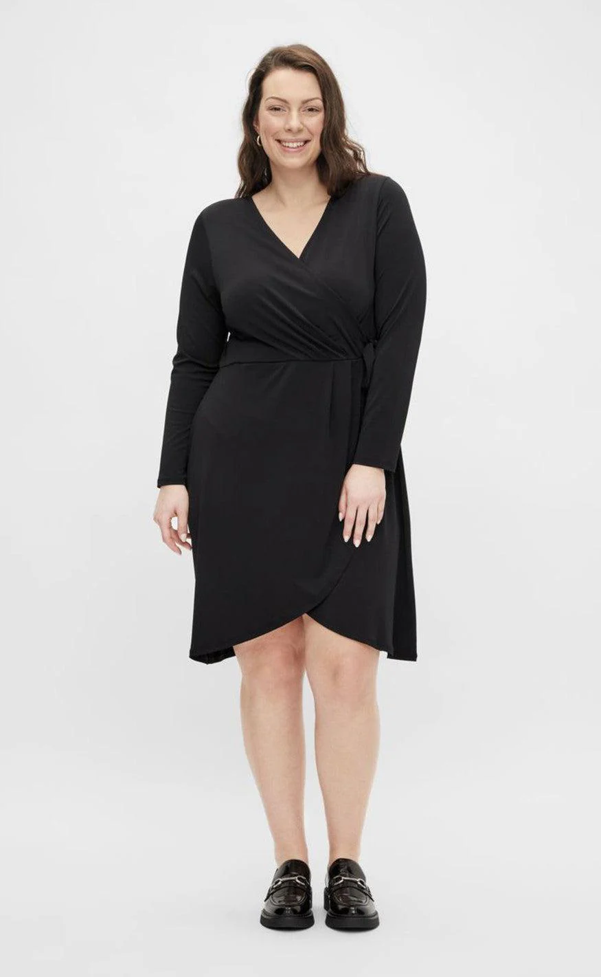 VILA Kjole - Nayeli Long Wrap - Black - Image 5